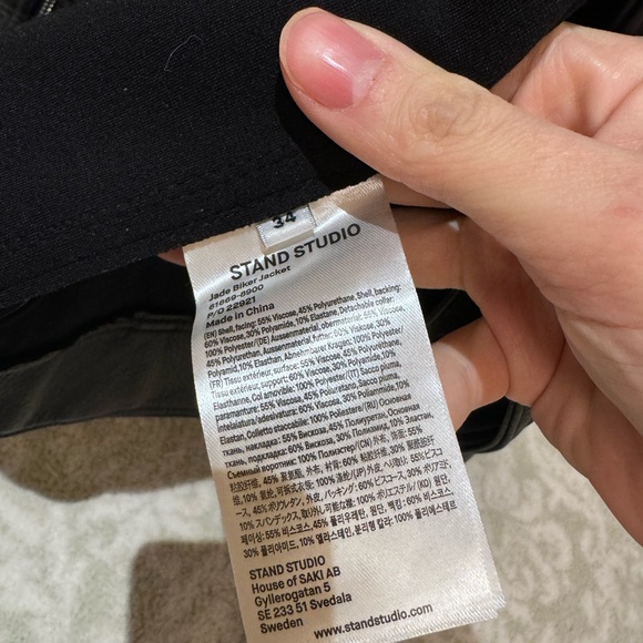 Stand studio Jacket - Picture 9 of 9